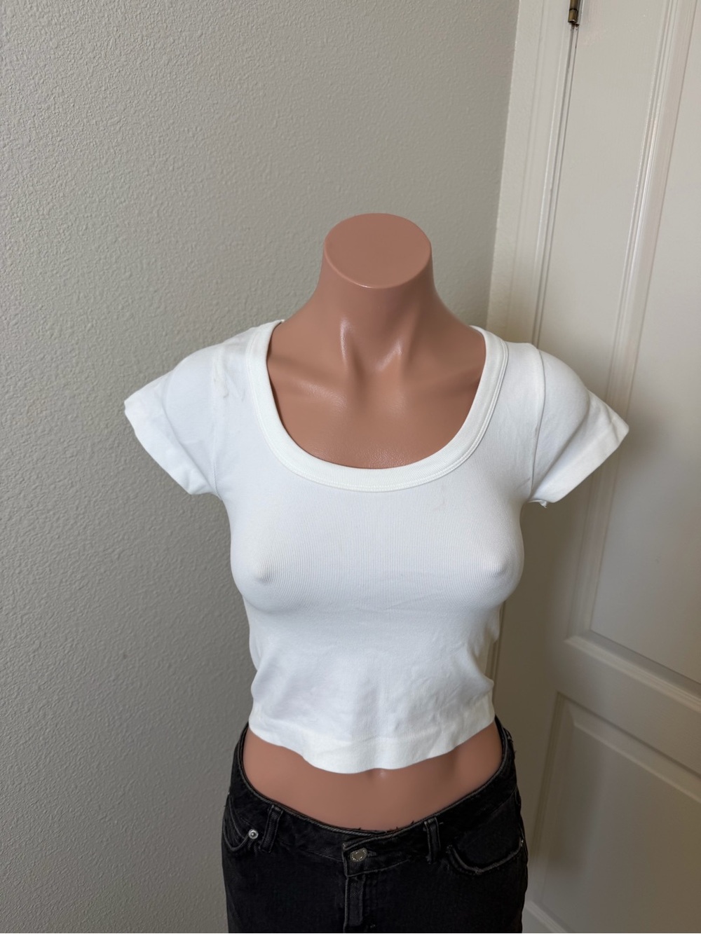 Happily Grey White Scoop Neck Cropped T-Shirt Sz M